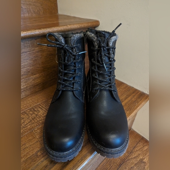 TAXI WOMEN'S ELIZA Winter Boot, Waterproof, BLACK Size 41 US 10-10.5 New - Picture 8 of 17